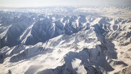 Climber dies trying to rescue injured Russian woman from Kyrgystan's highest mountain; search halted