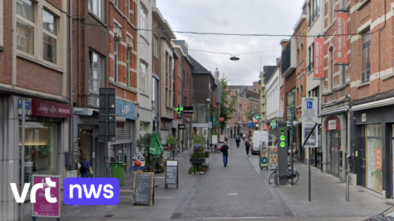 Twee mannen stelen gouden ketting van jonge vrouw in Leuven: beiden opgepakt na achtervolging door stadstuinen