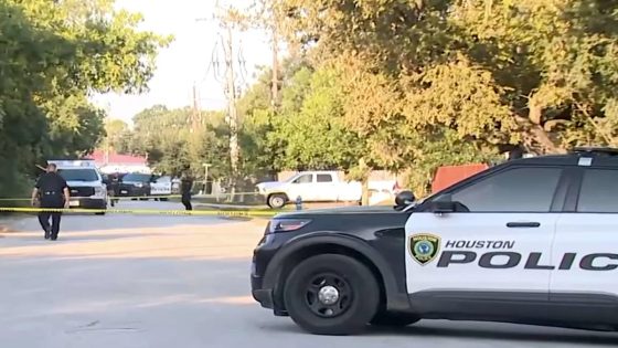 2 Men Killed During Attempted Home Invasion After They Posed as Police Officers — and Residents Returned Gunfire