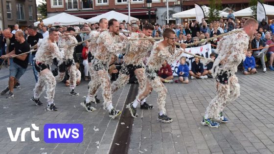 Met stroop en veren: 7 kandidaten trotseren Wildemanloop in Dendermonde om het Ros Beiaard te mogen dragen in 2030