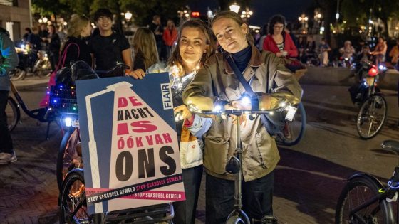 Met fietstochten naar onveilige plekken eisen vrouwen de nacht op