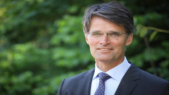 Erik Akerboom verlaat de Algemene Inlichtingen- en Veiligheidsdienst | Nieuwsbericht