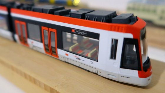 Nieuwe tram rijdt straks in Den Haag én door heel veel huiskamers en zolders: 'Daar doe ik het voor'