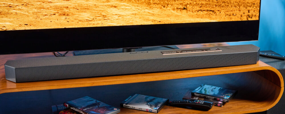 the samsung q600f premium soundbar and subowoofer in black