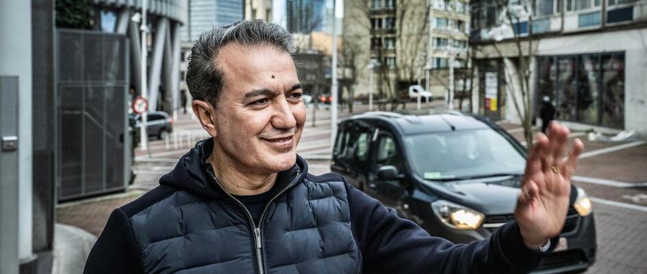 Emir Kir moet bijsturen om begroting Sint-Joost te redden: ‘Gratis bestaat niet meer’
